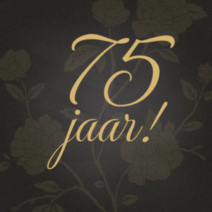 stijlvolle-krijtbord-uitnodiging-vrouw-verjaardag-rozen-75-jaar-480-p1